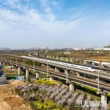 滬渝蓉沿江高鐵宜涪段主體工程全面施工