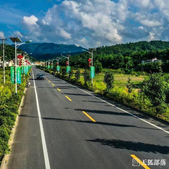 我國農(nóng)村公路總里程達(dá)464萬公里